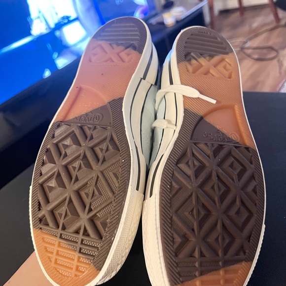 Babe Blue Chuck Taylor Converse-NEW - Picture 2 of 4